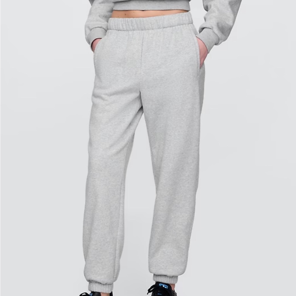 GAP Women's Light Gray Joggers